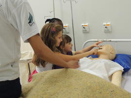 Estudantes do ensino fundamental visitam a UFFS