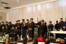 Formatura dos cursos de Administração, História, Letras e Pedagogia