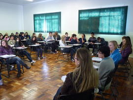 Exibição de filme do PIBID dos cursos de Letras e Geografia