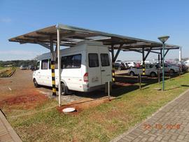Instalação de abrigos para veículos oficiais - Campus Erechim