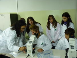 Visita novos talentos Biologia aos laboratórios da UFFS