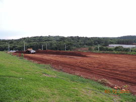 Terraplenagem, drenagem pluvial e pavimentação das vias internas – Campus Chapecó