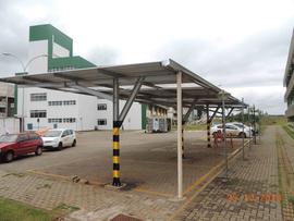 Construção das garagens para veículos oficiais
