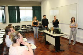 Atividade de Libras com acadêmicos e servidores