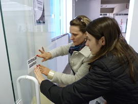 Placas para acessibilidade no Campus Chapecó