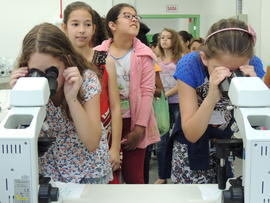 Estudantes do ensino fundamental visitam a UFFS
