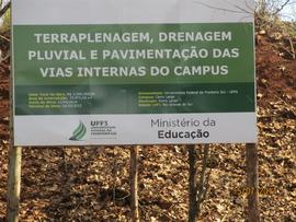 Terraplenagem, drenagem pluvial e pavimentação das vias internas do Campus Cerro Largo