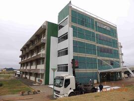 Revestimento metálico do Bloco A do Campus Erechim