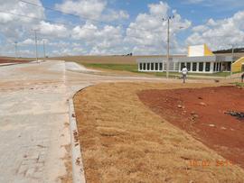 Terraplanagem, drenagem pluvial e pavimentação das vias internas – Campus Chapecó