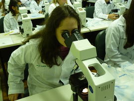 Visita novos talentos Biologia aos laboratórios da UFFS