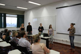 Atividade de Libras com acadêmicos e servidores