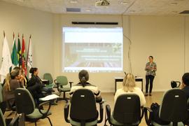 Palestra sobre imigrantes e refugiados na UFSM