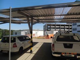 Construção das garagens para veículos oficiais