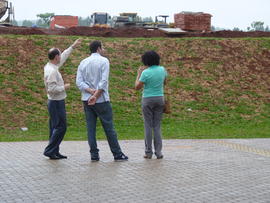 Visita de servidores às obras do Campus Chapecó
