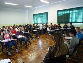 Exibição de filme do PIBID dos cursos de Letras e Geografia