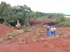 Terraplenagem, drenagem pluvial e pavimentação das vias internas – Campus Chapecó