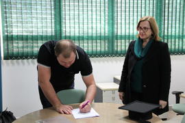 Colação de grau em gabinete do curso de Matemática