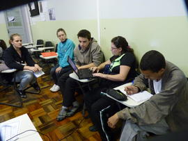 Reunião de bolsistas com a DAE
