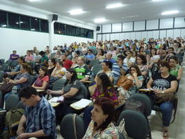 Apresentação pesquisa ensino médio noturno em Chapecó