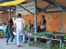 Aula do Curso de Agronomia na Feira