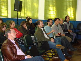 Apresentação sobre fruticultura ao curso de Agronomia