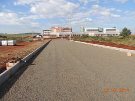 Terraplenagem, drenagem pluvial e pavimentação das vias internas – Campus Chapecó