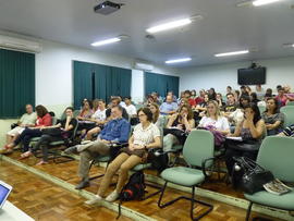 Mesa redonda e lançamento de livro