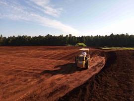 Extensão da rede elétrica-lógica, de água, terraplenagem e cercamento – Campus Chapecó