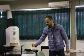 Votação do segundo turno da Consulta Prévia