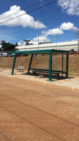 Instalação de abrigos em pontos de ônibus - Campus Realeza