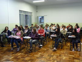 Exibição de filme do PIBID dos cursos de Letras e Geografia