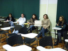 Debate sobre violência infantil
