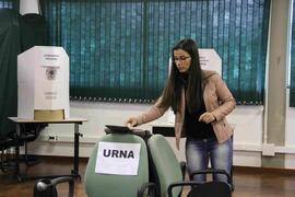 Votação do segundo turno da Consulta Prévia