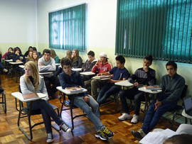 Exibição de filme do PIBID dos cursos de Letras e Geografia
