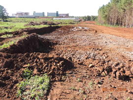 Terraplenagem, drenagem pluvial e pavimentação das vias internas – Campus Chapecó