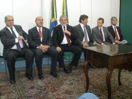 Solenidade de assinatura da Lei de criação da UFFS