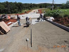 Terraplanagem, drenagem pluvial e pavimentação das vias internas – Campus Chapecó