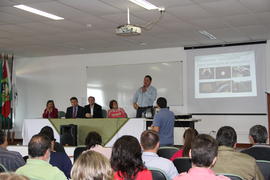 Seminário Universidade e movimentos sociais