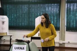 Votação do segundo turno da Consulta Prévia
