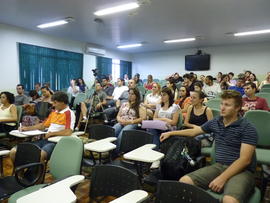Mesa Redonda - África Contemporânea