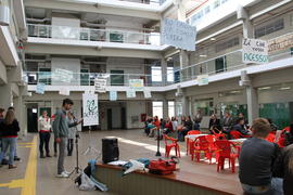 Reunião da comunidade acadêmica com a reitoria