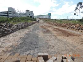 Terraplenagem, drenagem pluvial e pavimentação das vias internas – Campus Chapecó