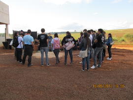 Visita estudantes às obras do Campus Chapecó