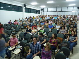 Apresentação pesquisa ensino médio noturno em Chapecó