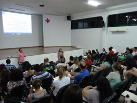 Apresentação pesquisa ensino médio noturno em Chapecó