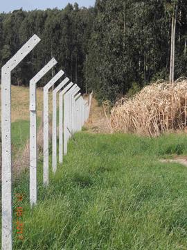 Execução de cercamento do Campus Chapecó e Áreas Experimentais