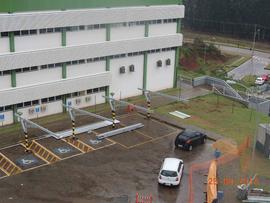 Construção das garagens para veículos oficiais