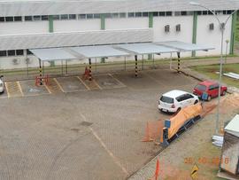 Construção das garagens para veículos oficiais