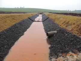 Terraplanagem, drenagem pluvial e pavimentação das vias internas – Campus Chapecó