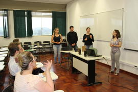 Atividade de Libras com acadêmicos e servidores